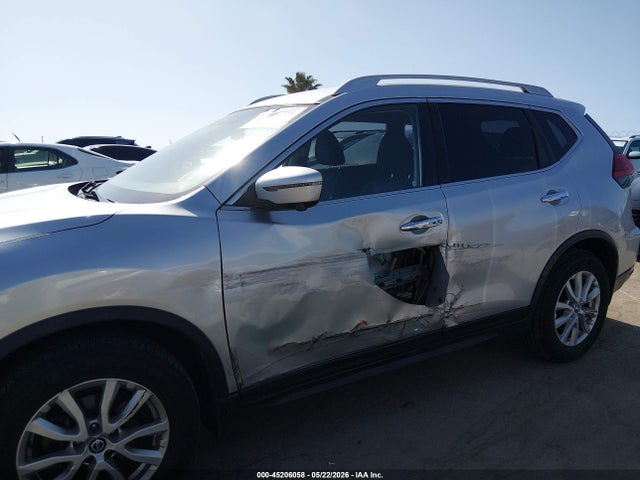 JN8AT2MV8HW277604 Nissan ROGUE SV