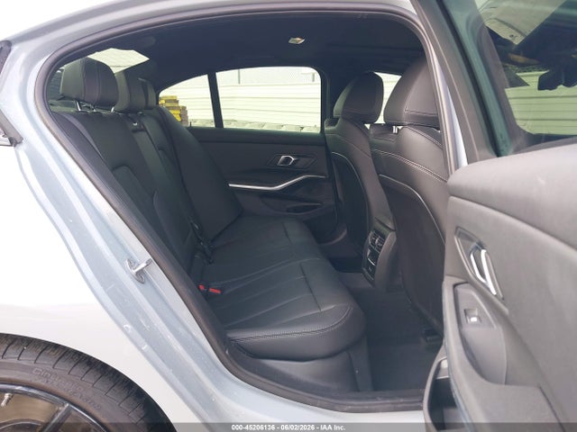 3MW69FF06R8E17231 BMW 330I