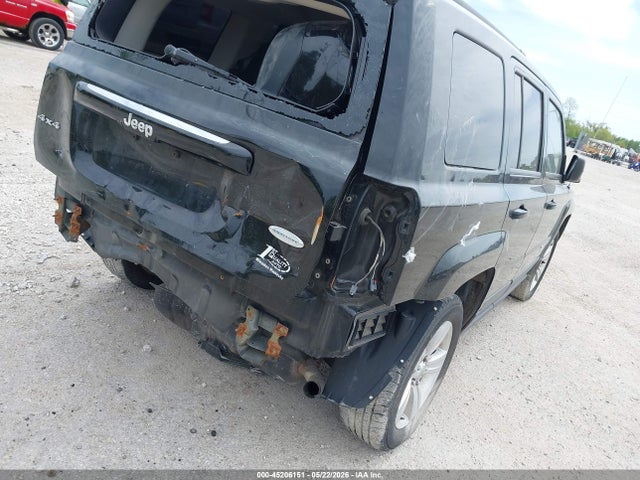 2016 Jeep Patriot Latitude მანქანა იყიდება აუქციონზე, vin: 1C4NJRFB4GD535271, აუქციონის ნომერი: 45206151