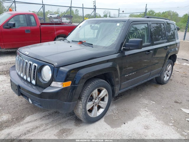 2016 Jeep Patriot Latitude მანქანა იყიდება აუქციონზე, vin: 1C4NJRFB4GD535271, აუქციონის ნომერი: 45206151