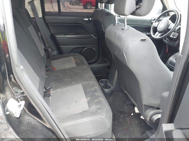 2016 Jeep Patriot Latitude მანქანა იყიდება აუქციონზე, vin: 1C4NJRFB4GD535271, აუქციონის ნომერი: 45206151