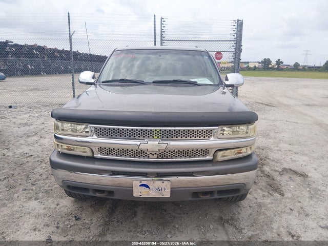 2000 Chevrolet Suburban 1500 Lt მანქანა იყიდება აუქციონზე, vin: 3GNEC16T3YG211485, აუქციონის ნომერი: 45206194