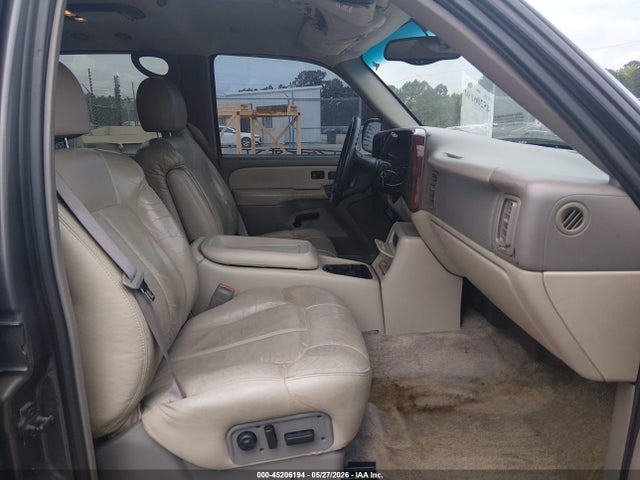 2000 Chevrolet Suburban 1500 Lt მანქანა იყიდება აუქციონზე, vin: 3GNEC16T3YG211485, აუქციონის ნომერი: 45206194