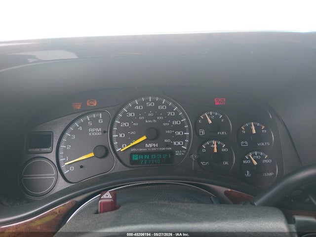 2000 Chevrolet Suburban 1500 Lt მანქანა იყიდება აუქციონზე, vin: 3GNEC16T3YG211485, აუქციონის ნომერი: 45206194