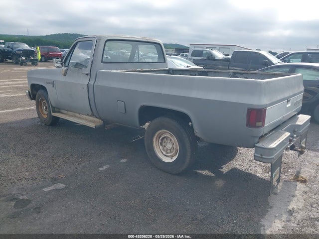 Продажа на аукционе авто 1984 Chevrolet C20, vin: 1GCGC24M3EF390322, номер лота: 45206220