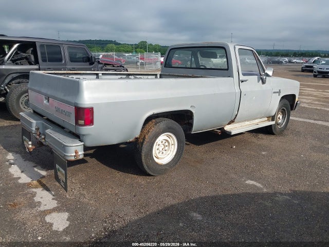 Продажа на аукционе авто 1984 Chevrolet C20, vin: 1GCGC24M3EF390322, номер лота: 45206220