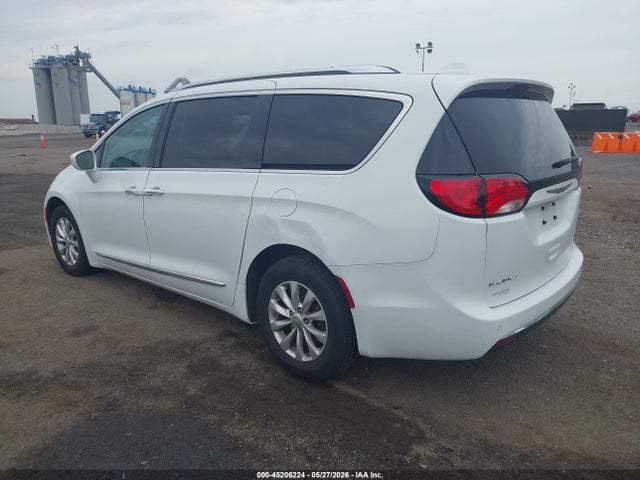 Продаж на аукціоні авто 2019 Chrysler Pacifica Touring L, vin: 2C4RC1BG0KR733186, номер лоту: 45206224