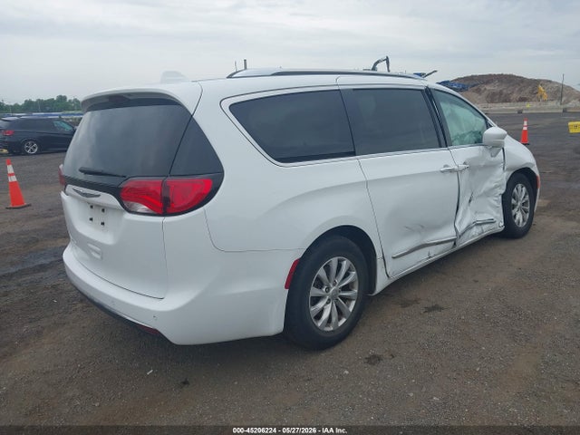 Продаж на аукціоні авто 2019 Chrysler Pacifica Touring L, vin: 2C4RC1BG0KR733186, номер лоту: 45206224