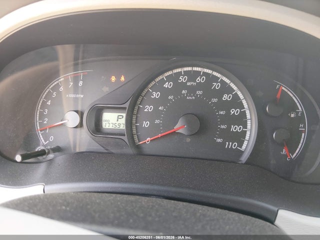 2013 Toyota Sienna Le V6 8 Passenger მანქანა იყიდება აუქციონზე, vin: 5TDKK3DC3DS399241, აუქციონის ნომერი: 45206251
