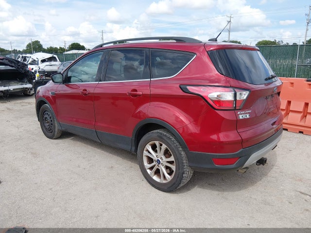 Ford ESCAPE SE 2018 1FMCU0G93JUB62426 Image 3