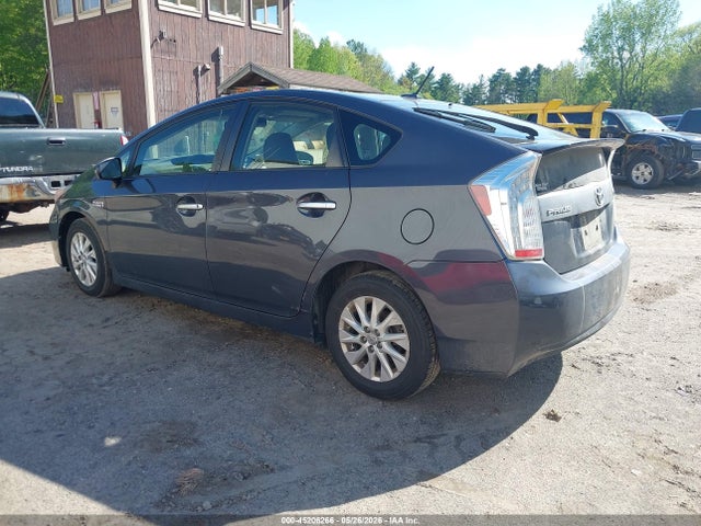 45206266 :رقم المزاد ، JTDKN3DP7D3046545 vin ، 2013 Toyota Prius Plug-in مزاد بيع
