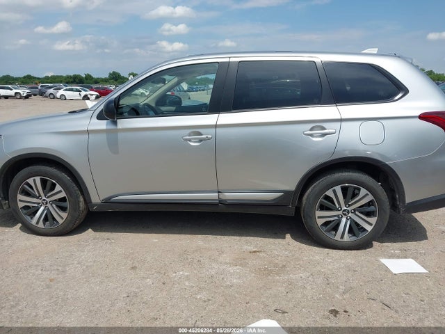 Продажа на аукционе авто 2020 Mitsubishi Outlander Es 2.4, vin: JA4AD2A34LZ047099, номер лота: 45206284