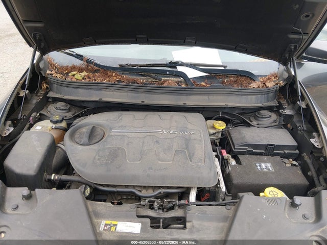 2015 Jeep Cherokee Latitude მანქანა იყიდება აუქციონზე, vin: 1C4PJMCS4FW577393, აუქციონის ნომერი: 45206303