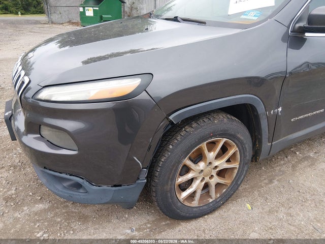 2015 Jeep Cherokee Latitude მანქანა იყიდება აუქციონზე, vin: 1C4PJMCS4FW577393, აუქციონის ნომერი: 45206303