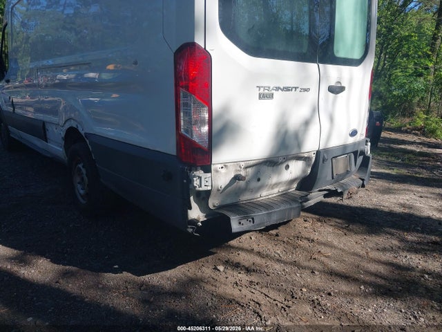45206311 :رقم المزاد ، 1FTYR3XM0GKB02111 vin ، 2016 Ford Transit-250 مزاد بيع