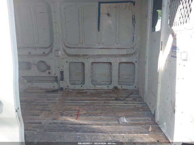 45206311 :رقم المزاد ، 1FTYR3XM0GKB02111 vin ، 2016 Ford Transit-250 مزاد بيع