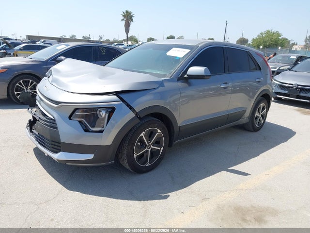KIA NIRO LX 2025 KNDCP3LE1S5216236 Image 2