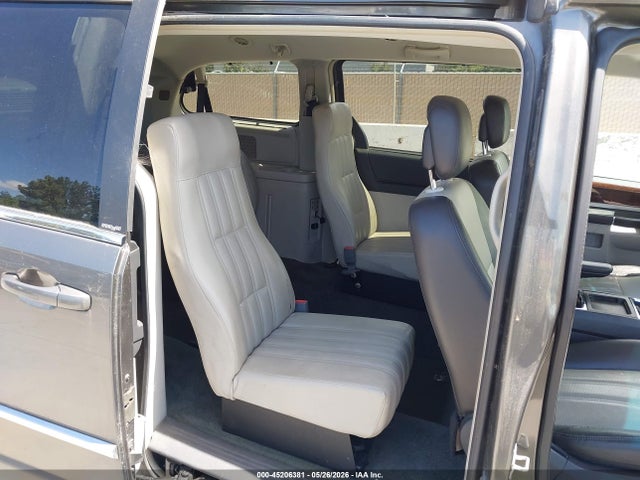 Продажа на аукционе авто 2010 Chrysler Town & Country Touring Plus, vin: 2A4RR8D19AR428925, номер лота: 45206381