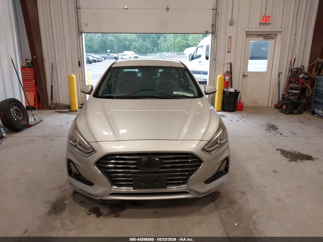 Продажа на аукционе авто 2018 Hyundai Sonata Eco, vin: 5NPE24AA5JH687415, номер лота: 45206392