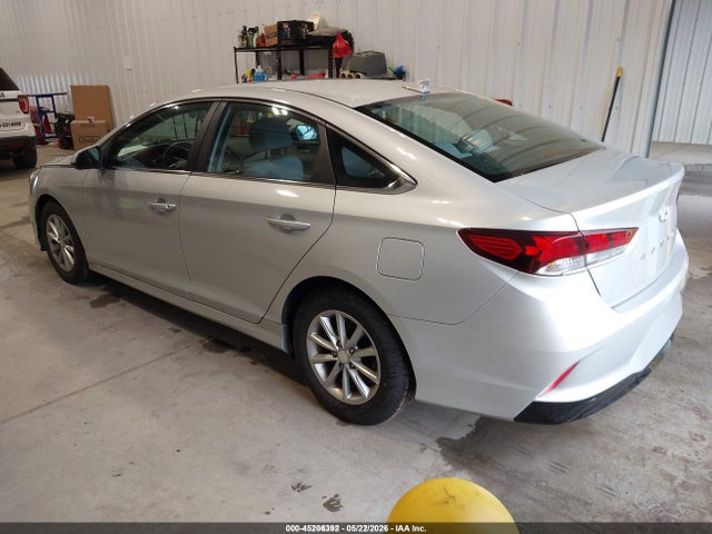 Продажа на аукционе авто 2018 Hyundai Sonata Eco, vin: 5NPE24AA5JH687415, номер лота: 45206392