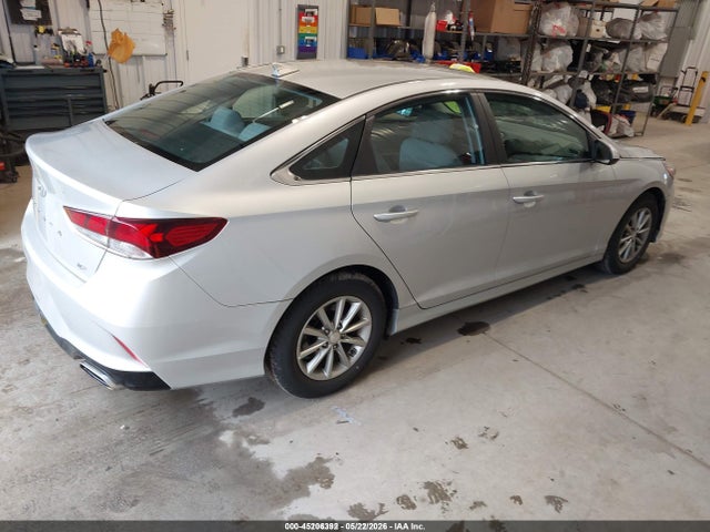 Продажа на аукционе авто 2018 Hyundai Sonata Eco, vin: 5NPE24AA5JH687415, номер лота: 45206392