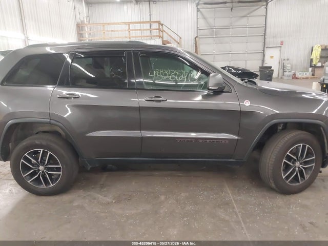 2017 Jeep Grand Cherokee Trailhawk 4x4 მანქანა იყიდება აუქციონზე, vin: 1C4RJFLT3HC612958, აუქციონის ნომერი: 45206415