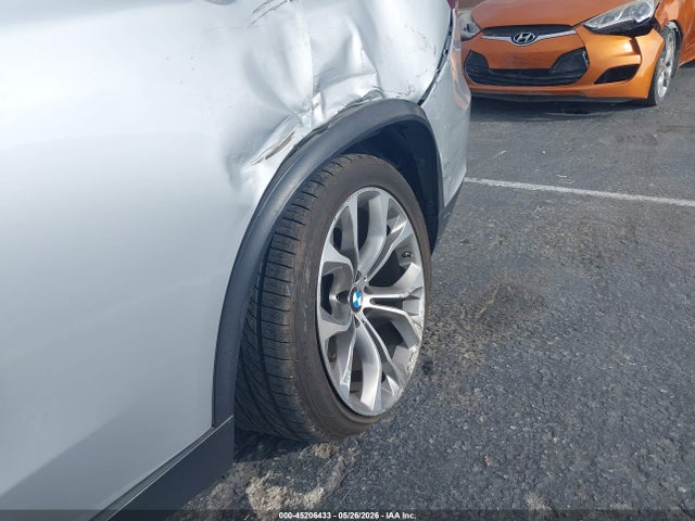 5UXKS4C5XJ0Y17851 BMW X5 Xdrive35d