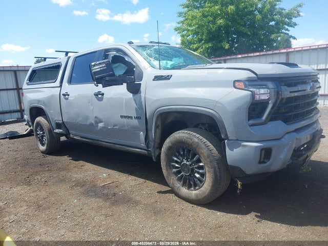 2GC4YPEY2R1250519 Chevrolet Silverado 2500hd 4wd Standard Bed Ltz