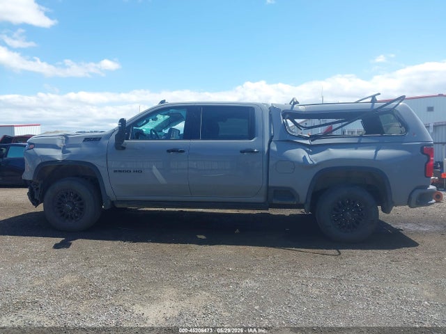 2GC4YPEY2R1250519 Chevrolet Silverado 2500hd 4wd Standard Bed Ltz