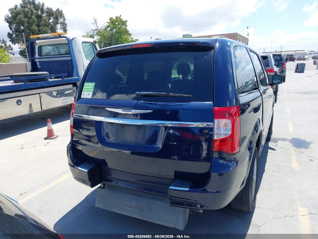 Продаж на аукціоні авто 2016 Chrysler Town & Country Touring-l Anniversary Edition, vin: 2C4RC1CG5GR190214, номер лоту: 45206492