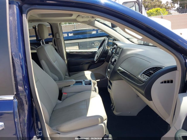 Продаж на аукціоні авто 2016 Chrysler Town & Country Touring-l Anniversary Edition, vin: 2C4RC1CG5GR190214, номер лоту: 45206492