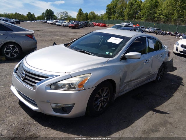 45206532 :رقم المزاد ، 1N4AL3AP0FC588293 vin ، 2015 Nissan Altima 2.5 S مزاد بيع