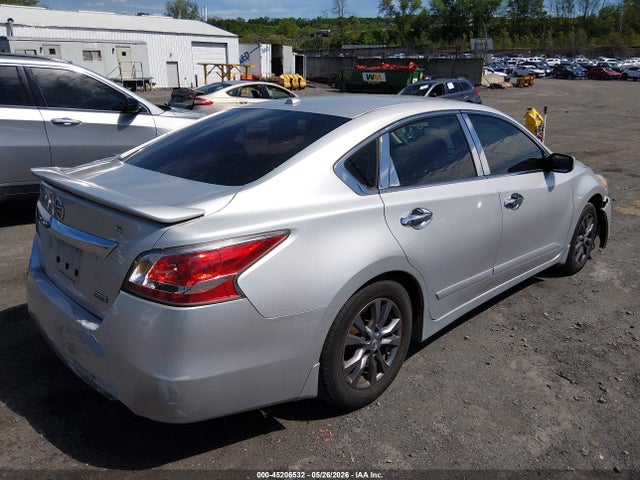 45206532 :رقم المزاد ، 1N4AL3AP0FC588293 vin ، 2015 Nissan Altima 2.5 S مزاد بيع