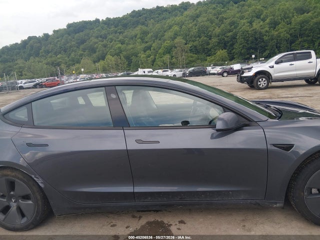 Tesla Model 3 Rear-wheel Drive 2023 5YJ3E1EA4PF671950 Image 12