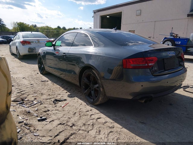 2010 Audi A5 2.0t Premium მანქანა იყიდება აუქციონზე, vin: WAULFAFR5AA001077, აუქციონის ნომერი: 45206617