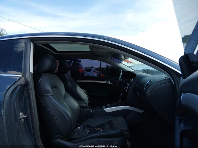 2010 Audi A5 2.0t Premium მანქანა იყიდება აუქციონზე, vin: WAULFAFR5AA001077, აუქციონის ნომერი: 45206617