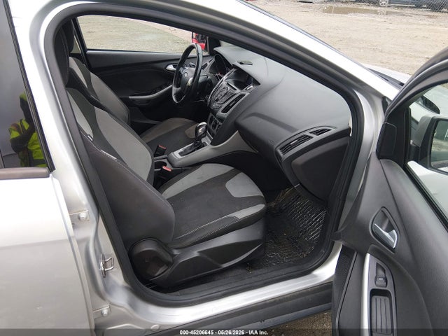 45206645 :رقم المزاد ، 1FAHP3F2XCL341343 vin ، 2012 Ford Focus Se مزاد بيع