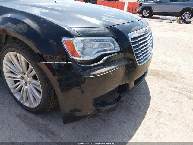 2013 Chrysler 300c მანქანა იყიდება აუქციონზე, vin: 2C3CCAETXDH519964, აუქციონის ნომერი: 45206720