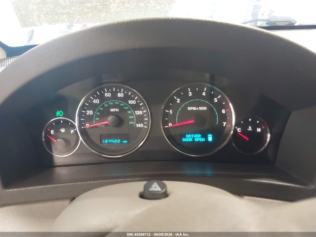 2006 Jeep Grand Cherokee Limited მანქანა იყიდება აუქციონზე, vin: 1J8HR58276C209716, აუქციონის ნომერი: 45206733