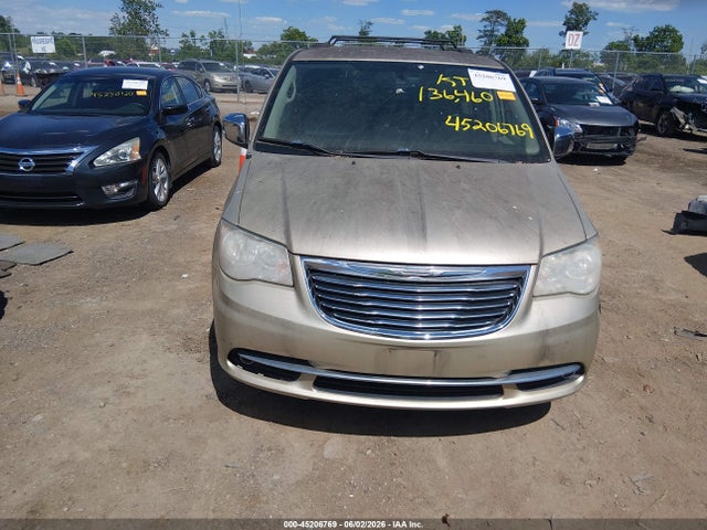 2011 Chrysler Town & Country Touring-l მანქანა იყიდება აუქციონზე, vin: 2A4RR8DG5BR721954, აუქციონის ნომერი: 45206769