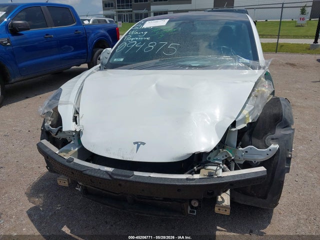 5YJ3E1EB1JF094875 Tesla Model 3 Long Range/performance