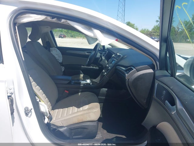 Продажа на аукционе авто 2019 Ford Fusion S, vin: 3FA6P0G77KR193541, номер лота: 45206777