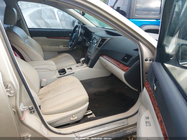 2010 Subaru Outback 2.5i Limited მანქანა იყიდება აუქციონზე, vin: 4S4BRBKC8A3379181, აუქციონის ნომერი: 45206793