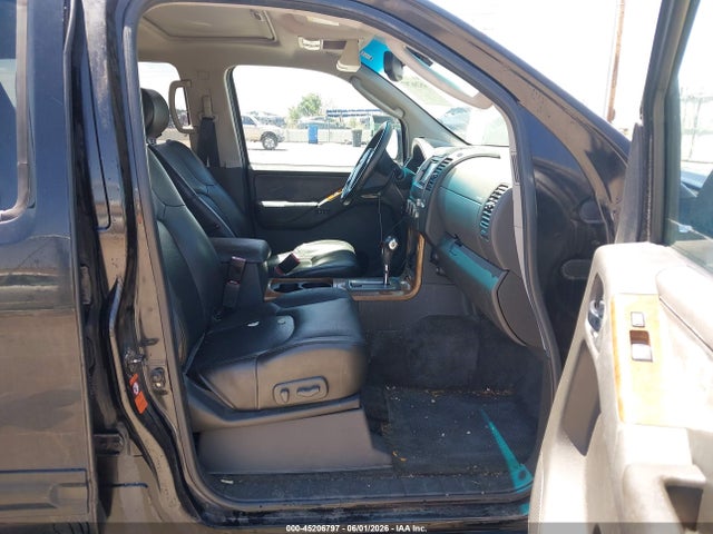2005 Nissan Pathfinder Le მანქანა იყიდება აუქციონზე, vin: 5N1AR18WX5C770667, აუქციონის ნომერი: 45206797