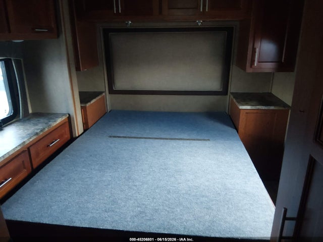 Продажа на аукционе авто 2014 Freightliner Chassis Xc, vin: 4UZACJDT8ECFZ1222, номер лота: 45206801