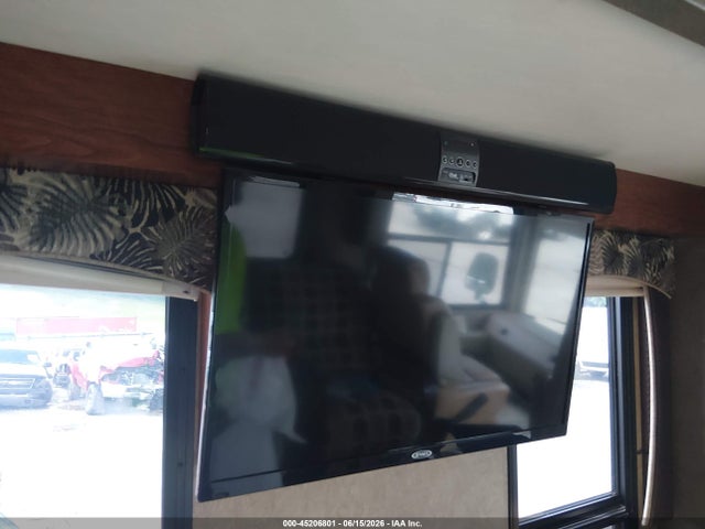 Продажа на аукционе авто 2014 Freightliner Chassis Xc, vin: 4UZACJDT8ECFZ1222, номер лота: 45206801