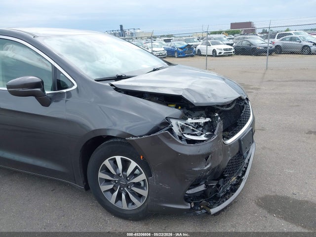 2022 Chrysler Pacifica Hybrid Touring L მანქანა იყიდება აუქციონზე, vin: 2C4RC1L72NR206771, აუქციონის ნომერი: 45206806