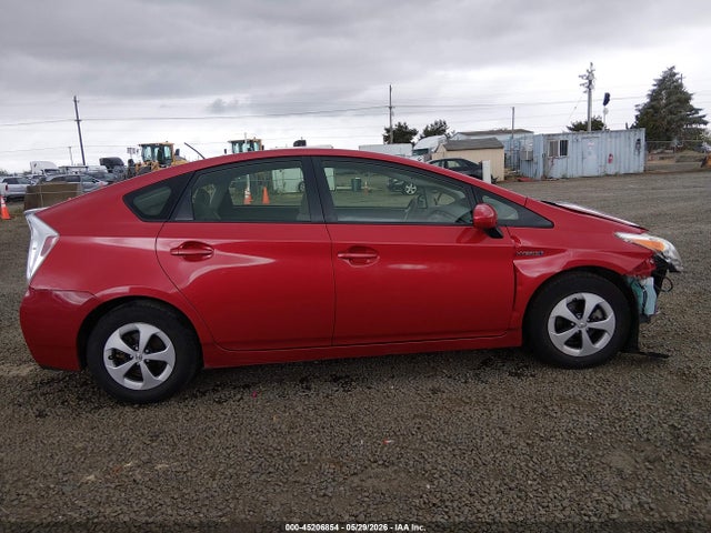 Toyota Prius Two 2014 JTDKN3DU0E0367304 Image 14