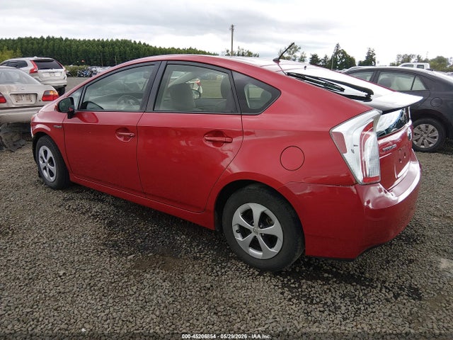 Toyota Prius Two 2014 JTDKN3DU0E0367304 Image 3