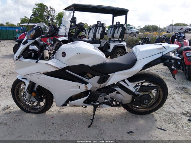 Honda Vfr800 F 2015 JH2RC7956FK100212 Image 13